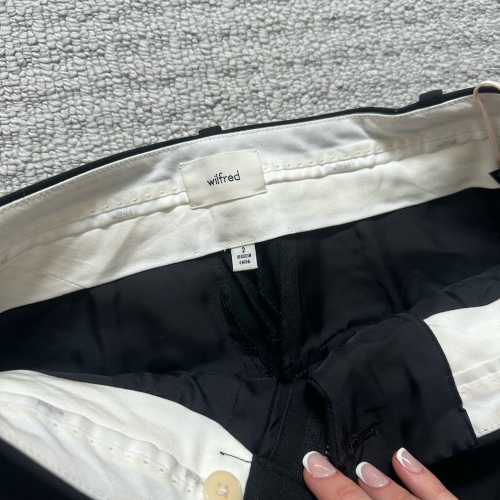 Aritiza Effortless Pants - Picture 2 of 3